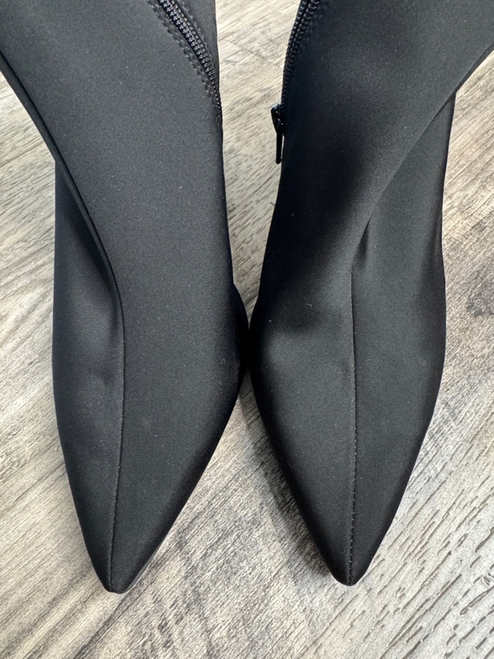 Jeffrey Campbell Siren Neoprene Pointy Toe Booties Size 10 Black - Picture 4 of 10
